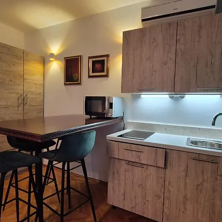 Croatia With With Jacuzzi Apartment *